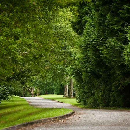 Clos Mirabel Manor - Bed & Breakfast