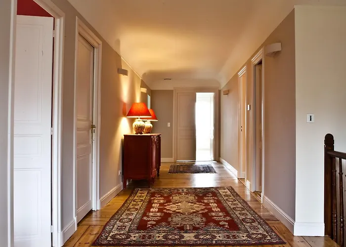 Clos Mirabel Manor - Bed & Breakfast Jurançon